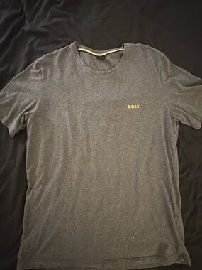 BOSS Men's Short-Sleeve Crewneck T-Shirt - Charcoal